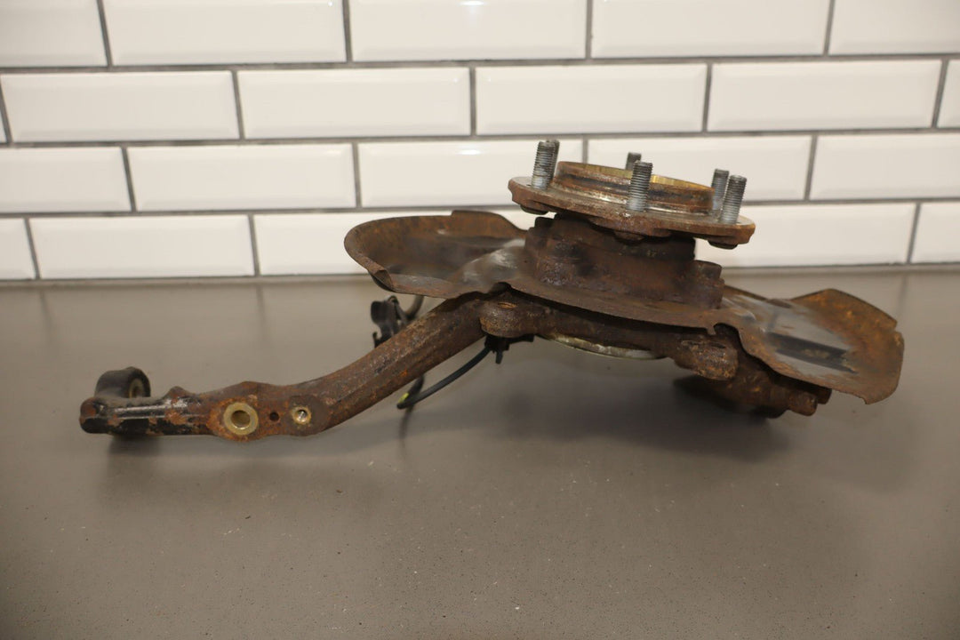 03 - 09 Lexus GX470 10 - 14 GX460 Right Passenger Front Spindle Knuckle W/Hub