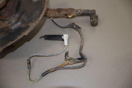 03 - 09 Lexus GX470 10 - 14 GX460 Right Passenger Front Spindle Knuckle W/Hub