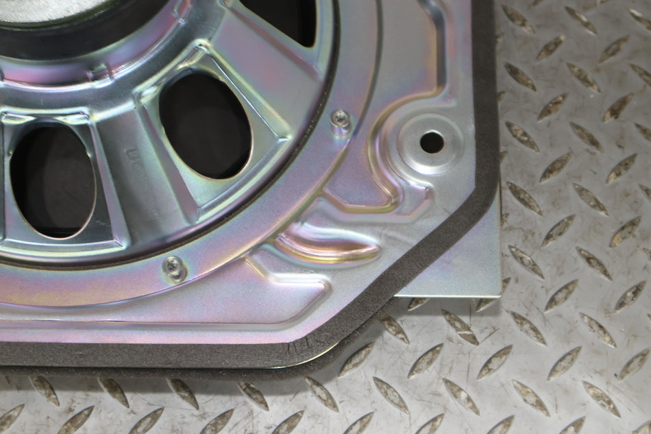 2015 Chevrolet Camaro- Speakers