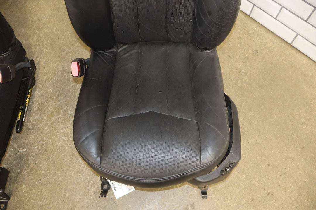 04 - 05 Cadillac XLR Pair LH & RH Leather Seat Set *Seat Trim Broken*