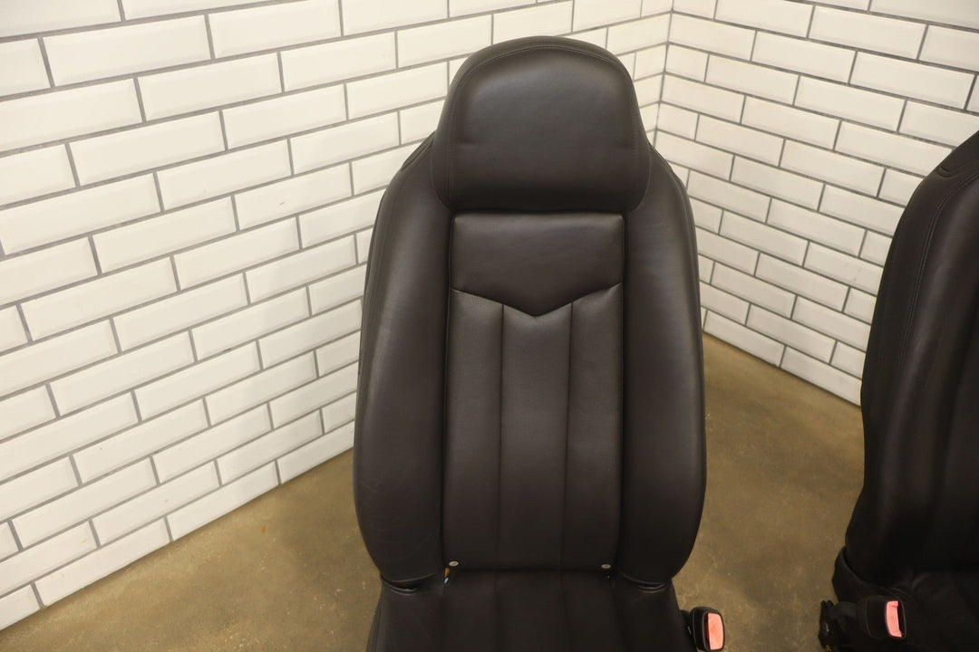 04 - 05 Cadillac XLR Pair LH & RH Leather Seat Set *Seat Trim Broken*
