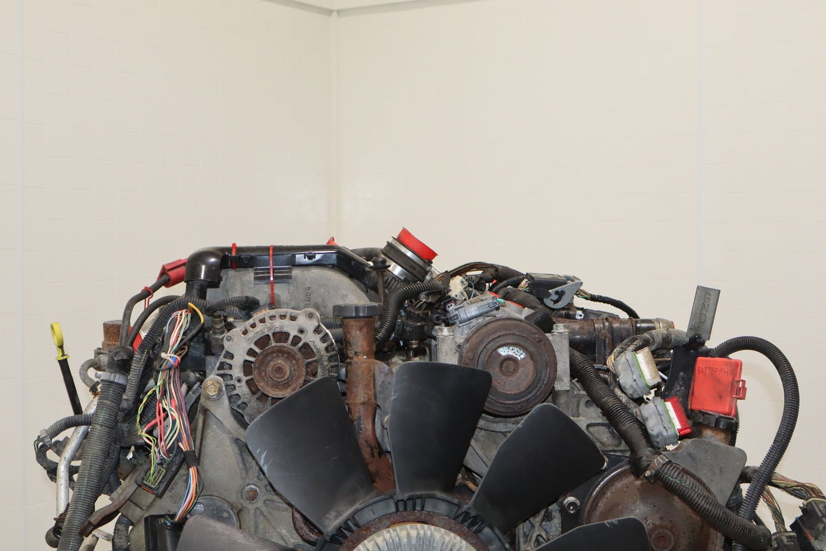 04-05 Chevy GMC LLY 6.6L Duramax V8 Diesel Engine 170488 Miles
