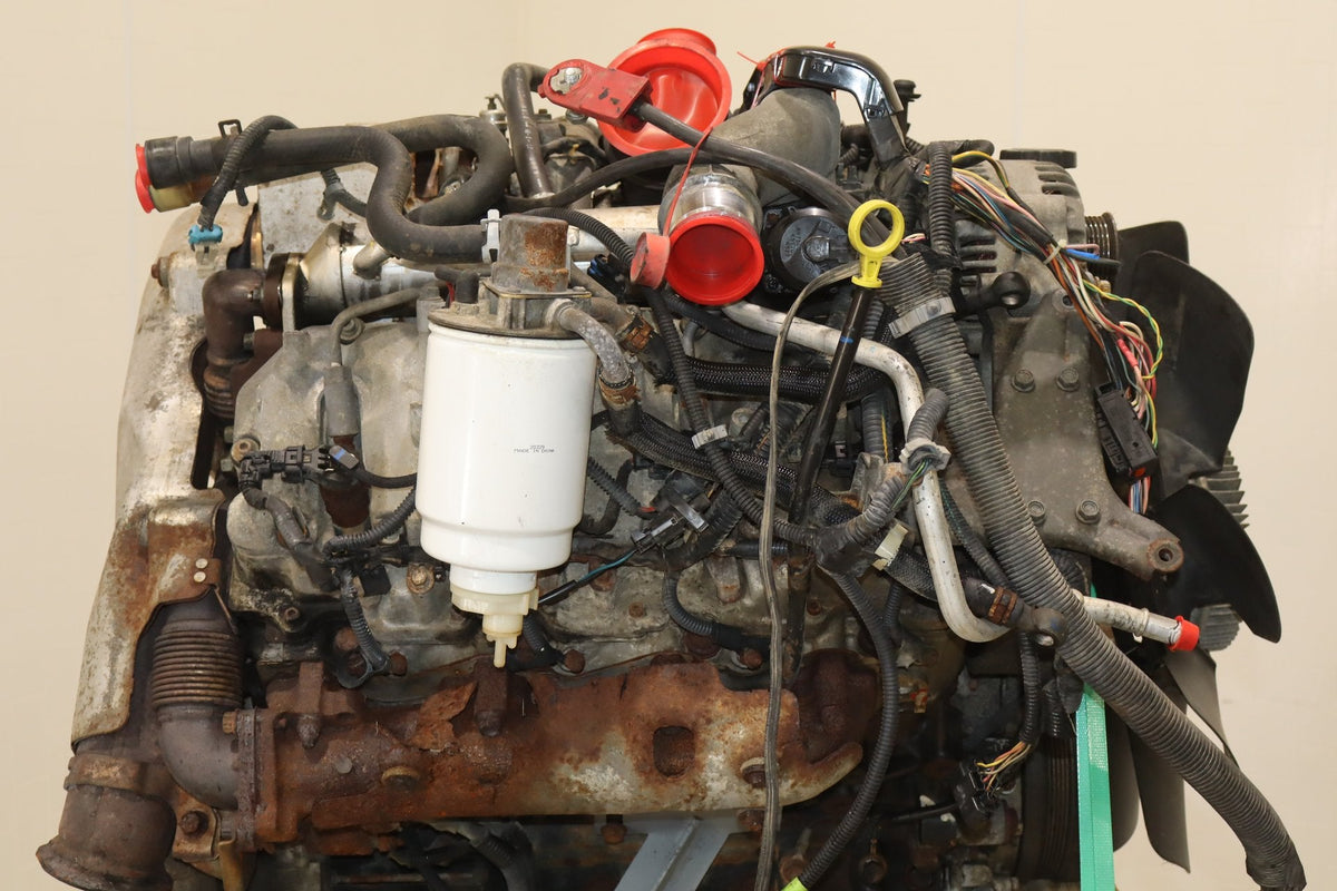 04-05 Chevy GMC LLY 6.6L Duramax V8 Diesel Engine 170488 Miles