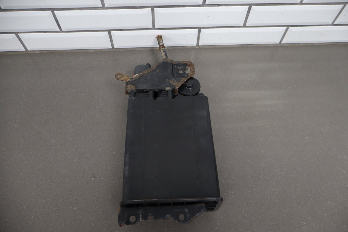 04-07 4Runner GX470 07 FJ Cruiser Fuel Evap Vapor Charcoal Can Canister OEM