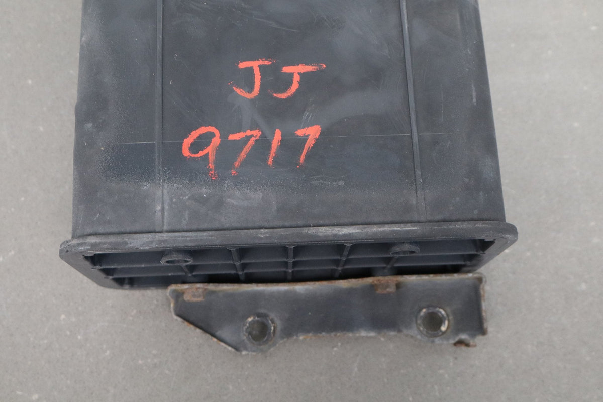 04-07 4Runner GX470 07 FJ Cruiser Fuel Evap Vapor Charcoal Can Canister OEM