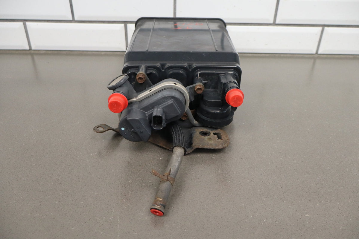 04-07 4Runner GX470 07 FJ Cruiser Fuel Evap Vapor Charcoal Can Canister OEM