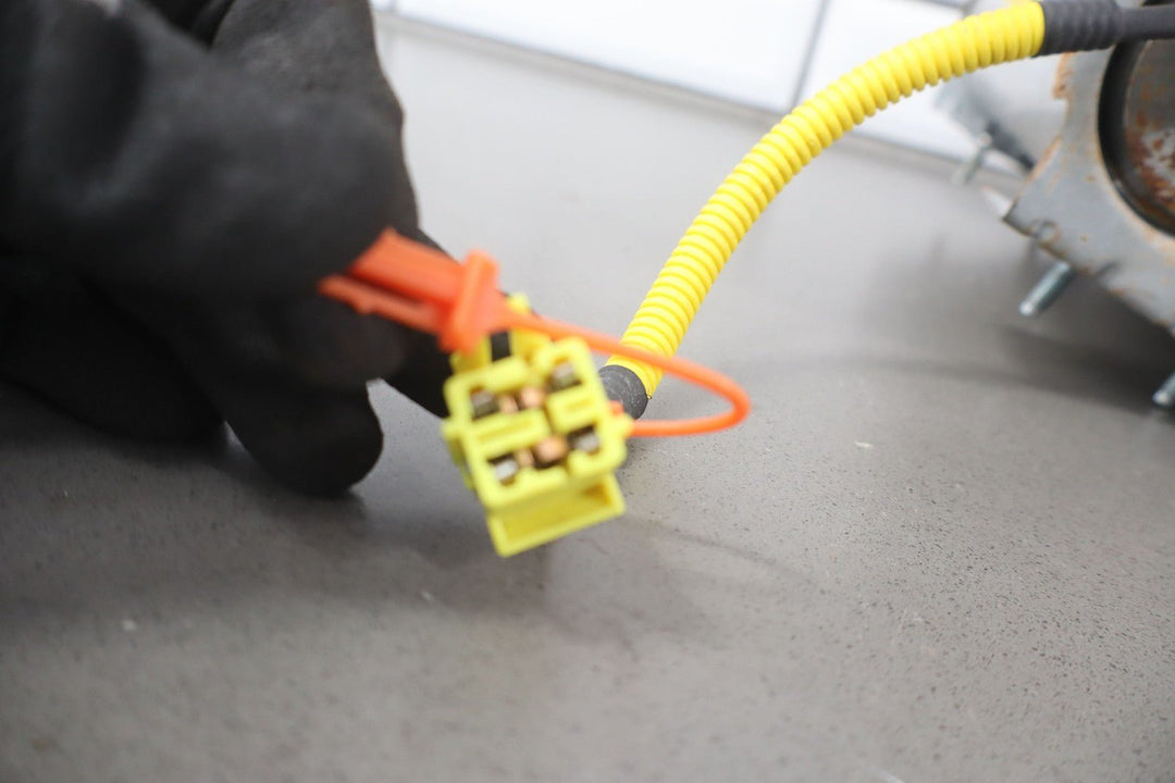 04 - 07 Cadillac XLR 05 - 07 Corvette Right Passenger Dash Mounted Airbag