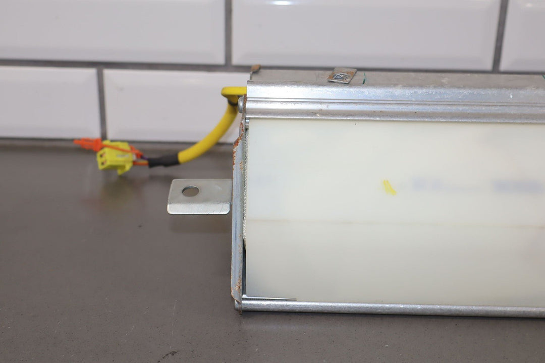 04 - 07 Cadillac XLR 05 - 07 Corvette Right Passenger Dash Mounted Airbag