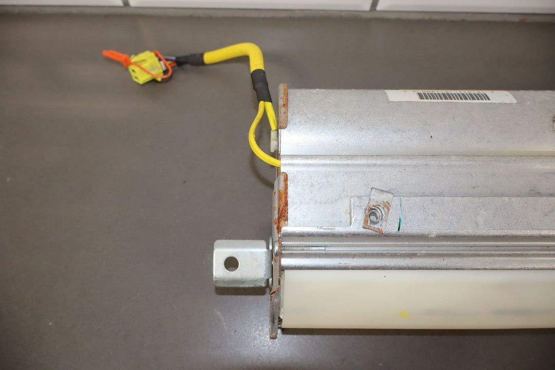 04 - 07 Cadillac XLR 05 - 07 Corvette Right Passenger Dash Mounted Airbag