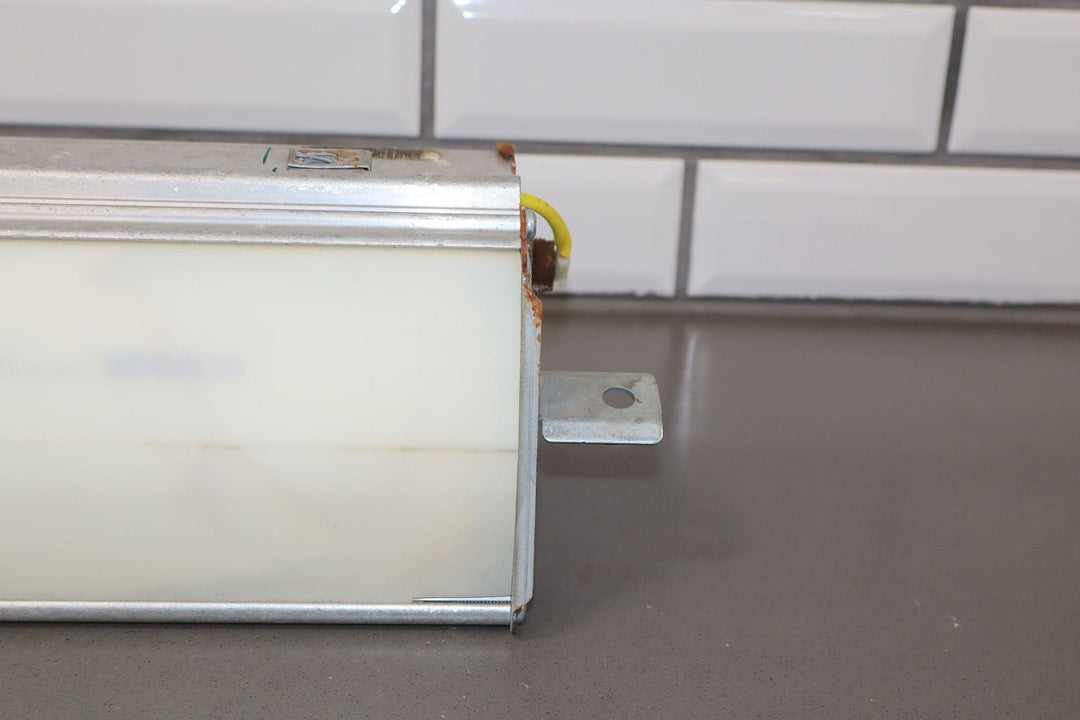 04 - 07 Cadillac XLR 05 - 07 Corvette Right Passenger Dash Mounted Airbag