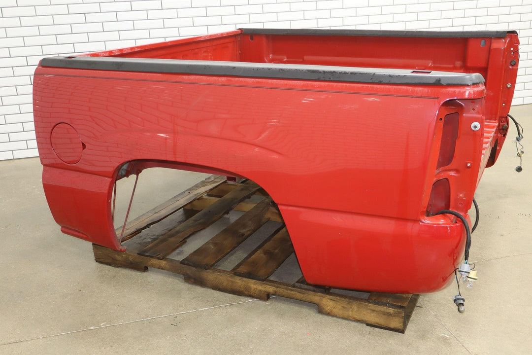 04 - 07 GMC Sierra/Silverado 1500 Crew Cab 5'9" Pickup Truck Bed/Box (Fire Red)