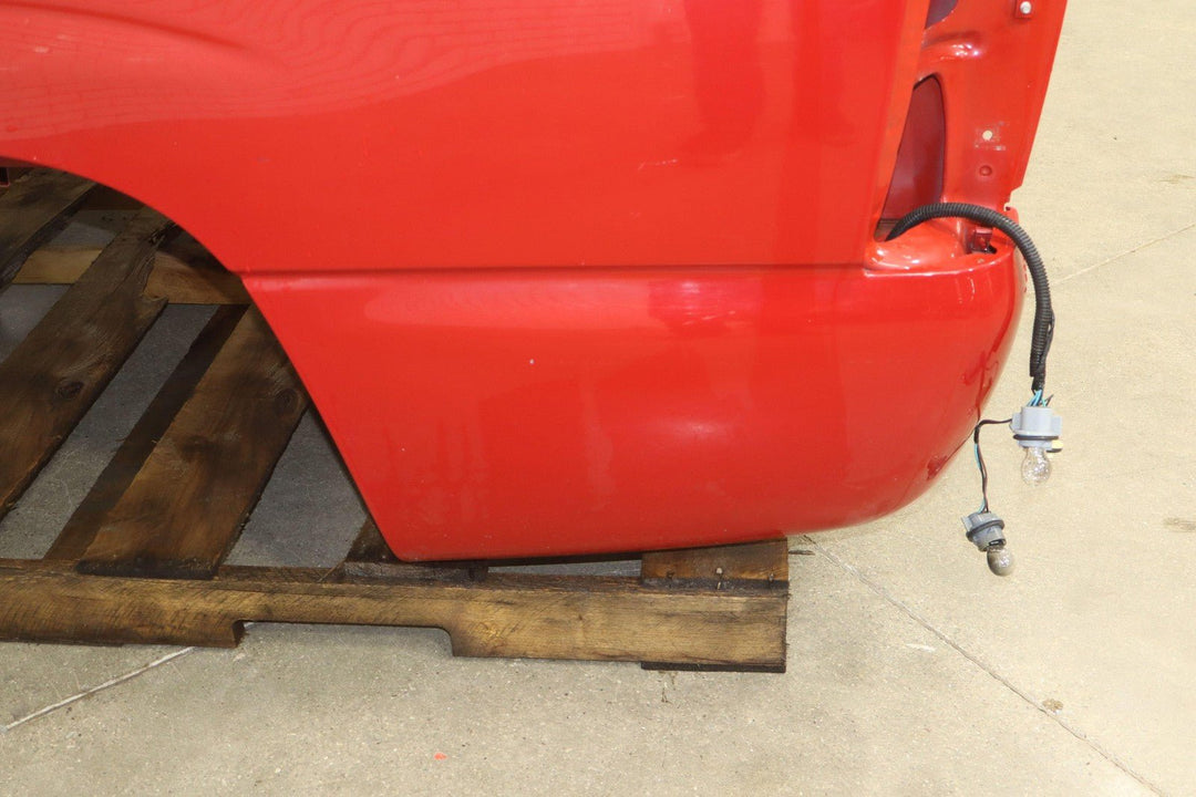 04 - 07 GMC Sierra/Silverado 1500 Crew Cab 5'9" Pickup Truck Bed/Box (Fire Red)