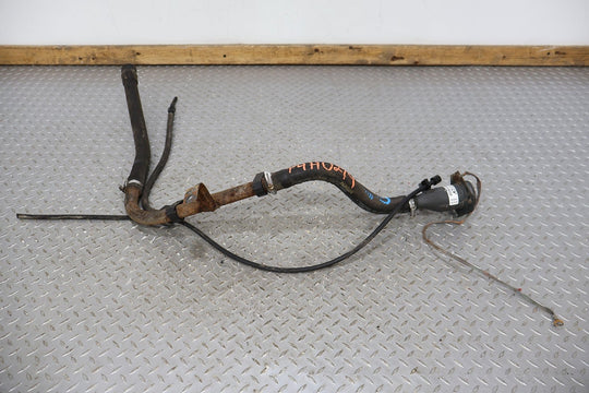 04 - 07 Hummer H2 OEM Fuel Filler Neck W/Cap 15125310 15270307 25853757