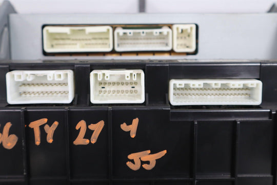 04 - 07 Toyota LandCruiser Audio System Display Screen *CD - Cassette - Receiver*