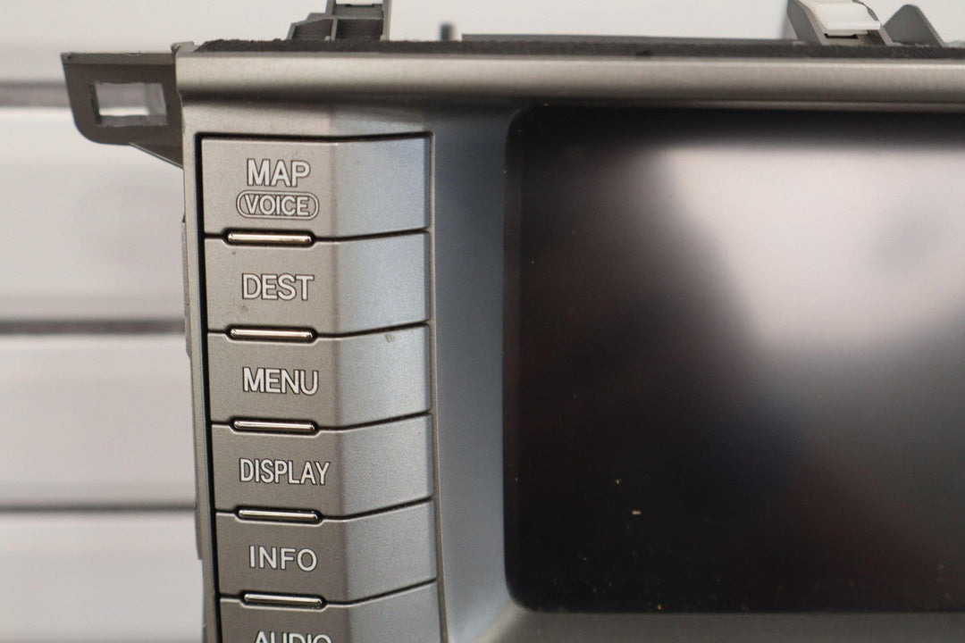 04 - 07 Toyota LandCruiser Audio System Display Screen *CD - Cassette - Receiver*