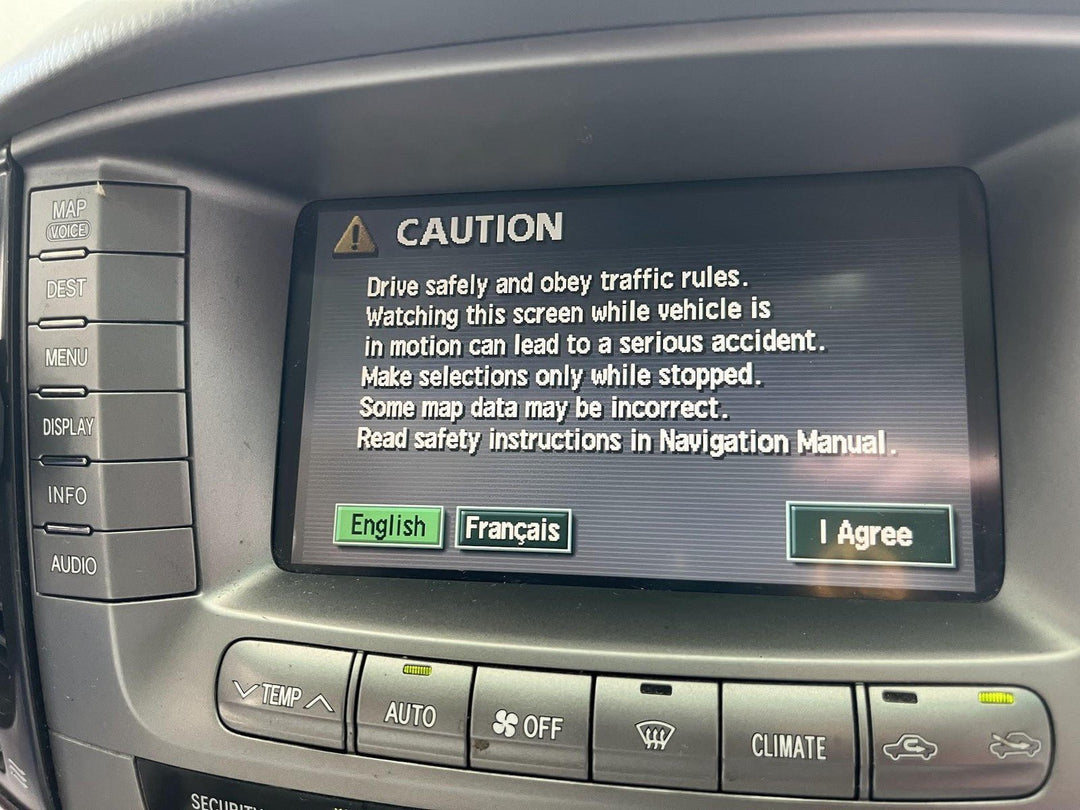 04 - 07 Toyota LandCruiser Audio System Display Screen *CD - Cassette - Receiver*