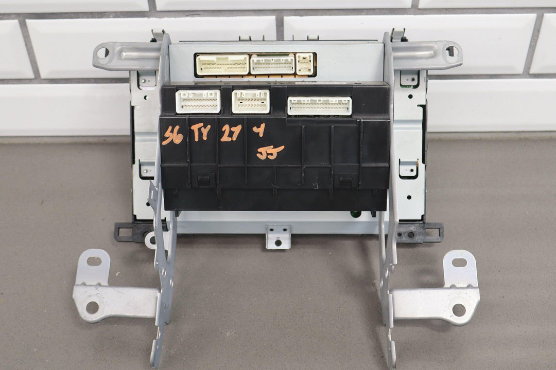 04 - 07 Toyota LandCruiser Audio System Display Screen *CD - Cassette - Receiver*