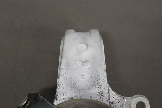 04 - 09 Cadillac XLR & 05 - 13 Corvette C6 Left LH FRONT Spindle Knuckle W/Hub