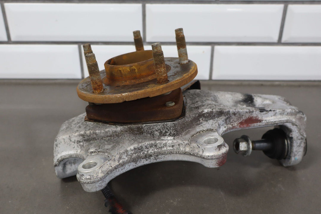 04 - 09 Cadillac XLR & 05 - 13 Corvette C6 Left LH FRONT Spindle Knuckle W/Hub