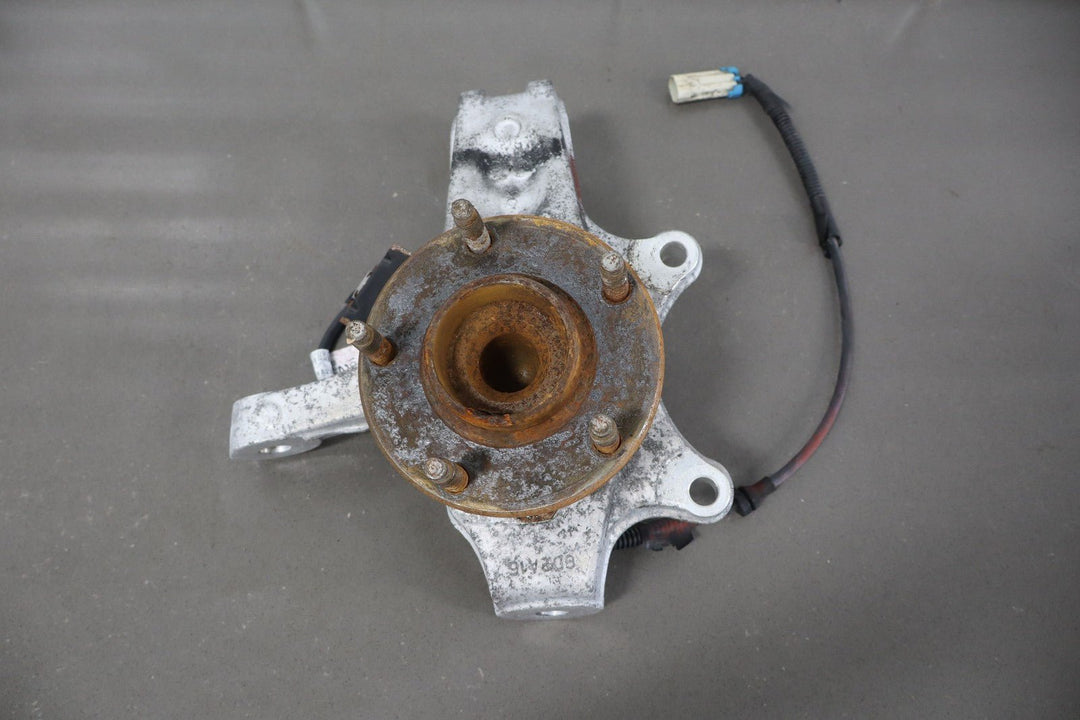 04 - 09 Cadillac XLR & 05 - 13 Corvette C6 Left LH FRONT Spindle Knuckle W/Hub