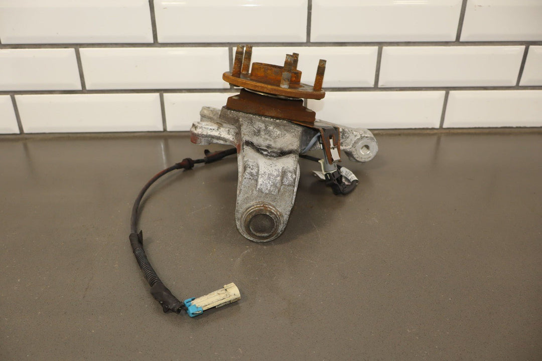 04 - 09 Cadillac XLR & 05 - 13 Corvette C6 Left LH FRONT Spindle Knuckle W/Hub