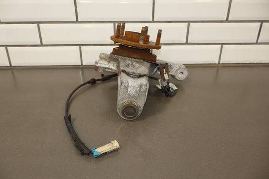 04 - 09 Cadillac XLR & 05 - 13 Corvette C6 Left LH FRONT Spindle Knuckle W/Hub