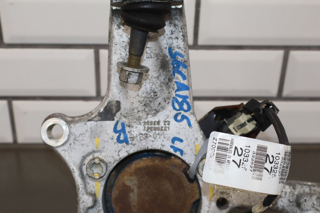 04 - 09 Cadillac XLR & 05 - 13 Corvette C6 Left LH FRONT Spindle Knuckle W/Hub