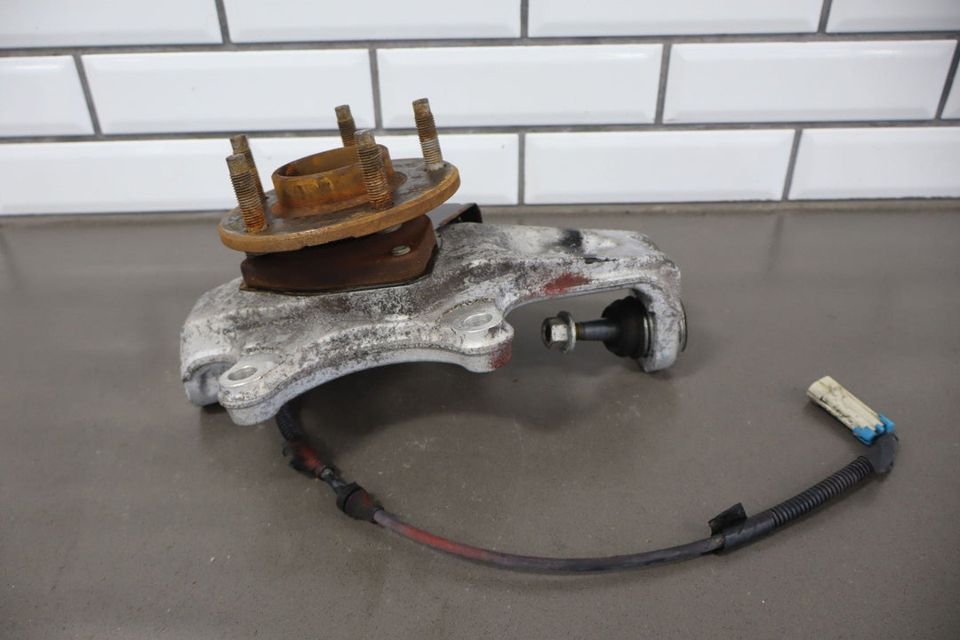 04 - 09 Cadillac XLR & 05 - 13 Corvette C6 Left LH FRONT Spindle Knuckle W/Hub