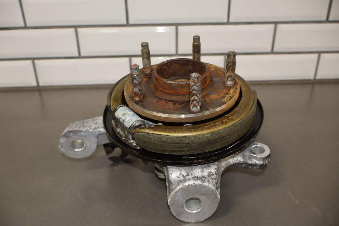 04 - 09 Cadillac XLR & 05 - 13 Corvette C6 Right RH REAR Spindle Knuckle W/Hub