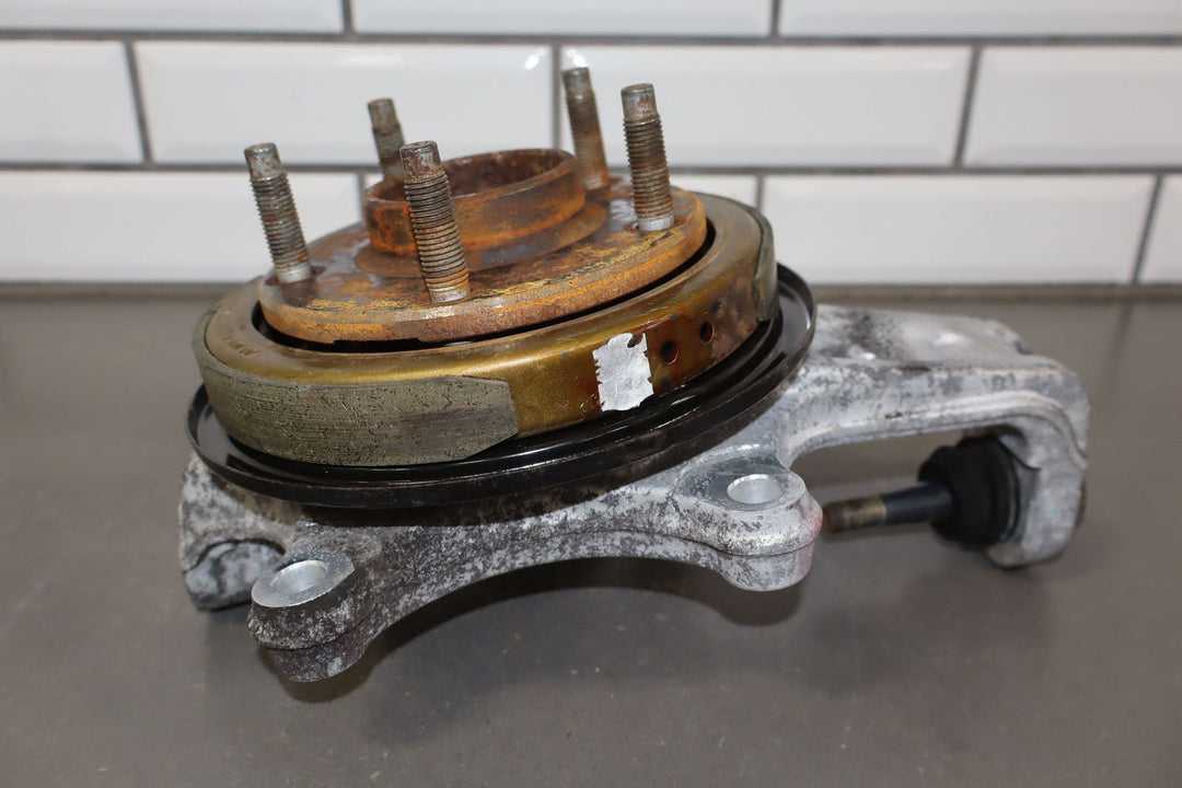 04 - 09 Cadillac XLR & 05 - 13 Corvette C6 Right RH REAR Spindle Knuckle W/Hub
