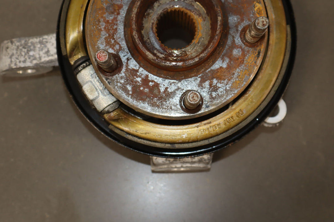 04 - 09 Cadillac XLR & 05 - 13 Corvette C6 Right RH REAR Spindle Knuckle W/Hub