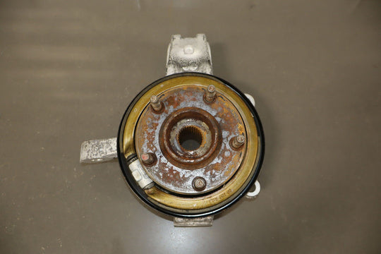 04 - 09 Cadillac XLR & 05 - 13 Corvette C6 Right RH REAR Spindle Knuckle W/Hub