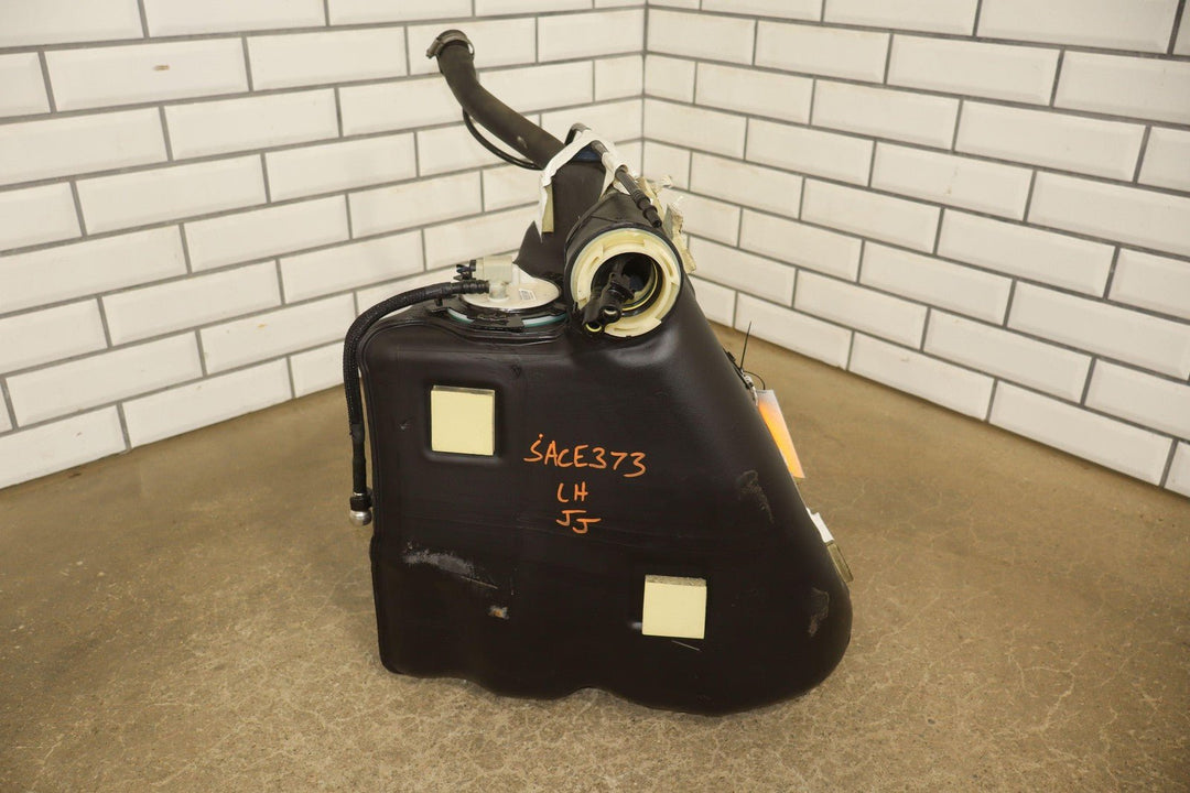 04 - 09 Cadillac XLR 05 - 13 CorvetteOEM Pair LH & RH Gasoline Fuel Tanks W/ Pumps