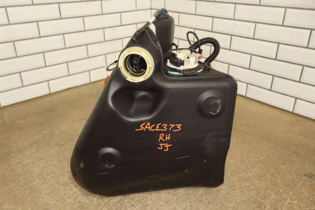 04 - 09 Cadillac XLR 05 - 13 CorvetteOEM Pair LH & RH Gasoline Fuel Tanks W/ Pumps