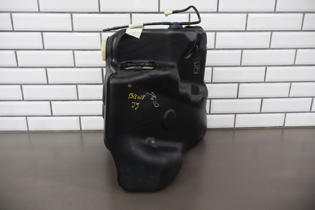 04 - 09 Cadillac XLR 05 - 13 CorvetteOEM Pair LH & RH Gasoline Fuel Tanks W/ Pumps