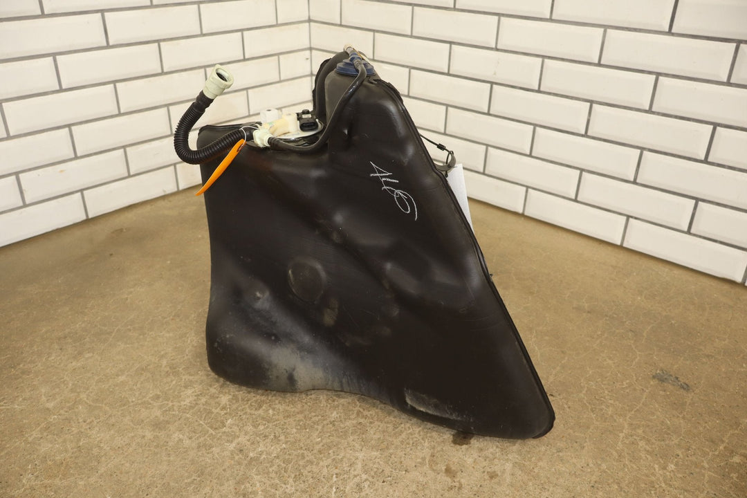 04 - 09 Cadillac XLR 05 - 13 CorvetteOEM Pair LH & RH Gasoline Fuel Tanks W/ Pumps