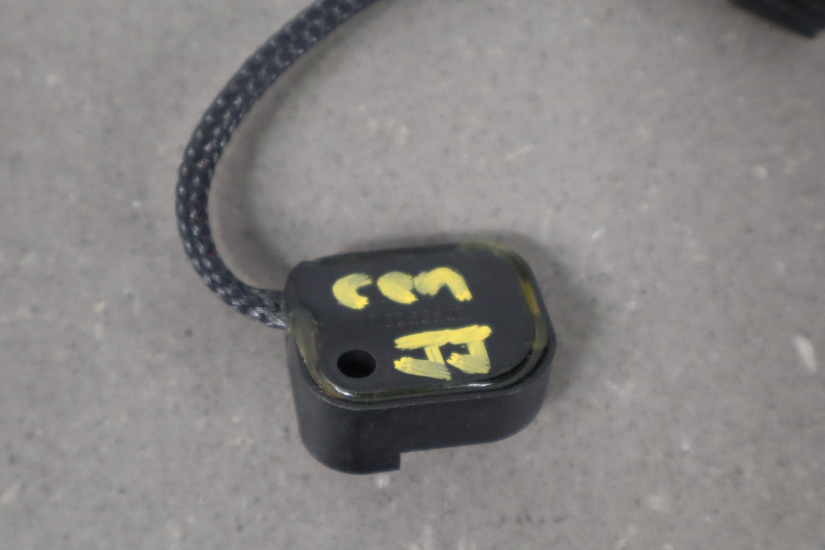 04-09 Cadillac XLR Convertible Top Hinge Mount Micro Switch