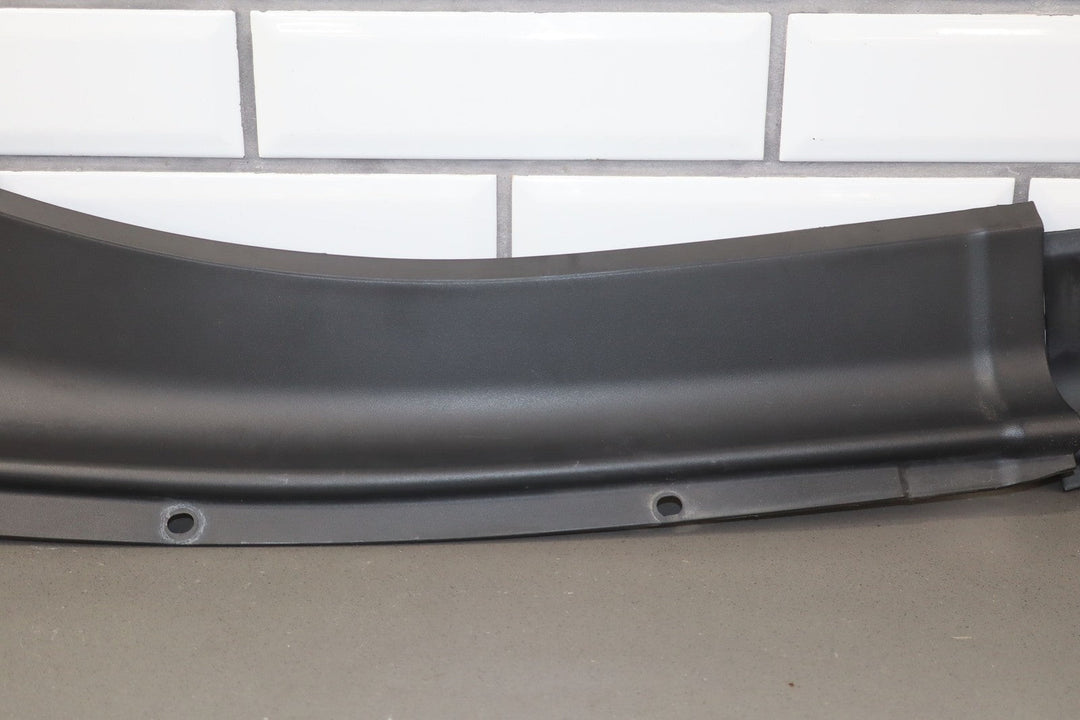 04 - 09 Cadillac XLR Cowl Vent Panel With Seal (Black Textured)