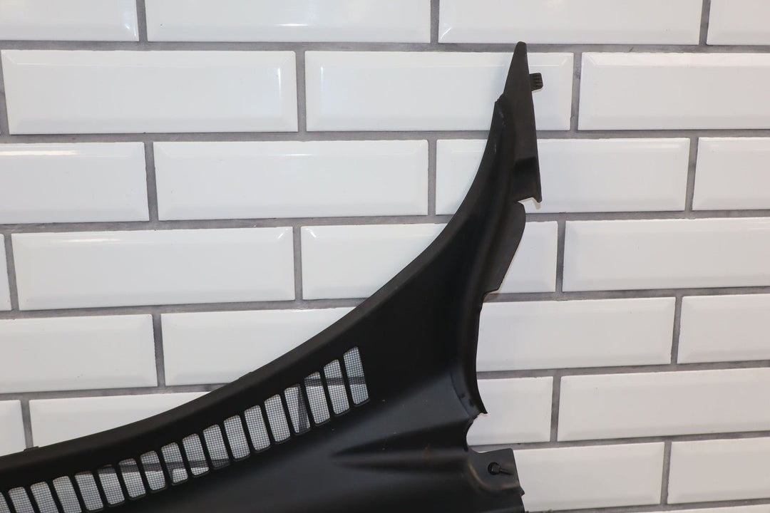 04 - 09 Cadillac XLR Cowl Vent Panel With Seal (Black Textured)