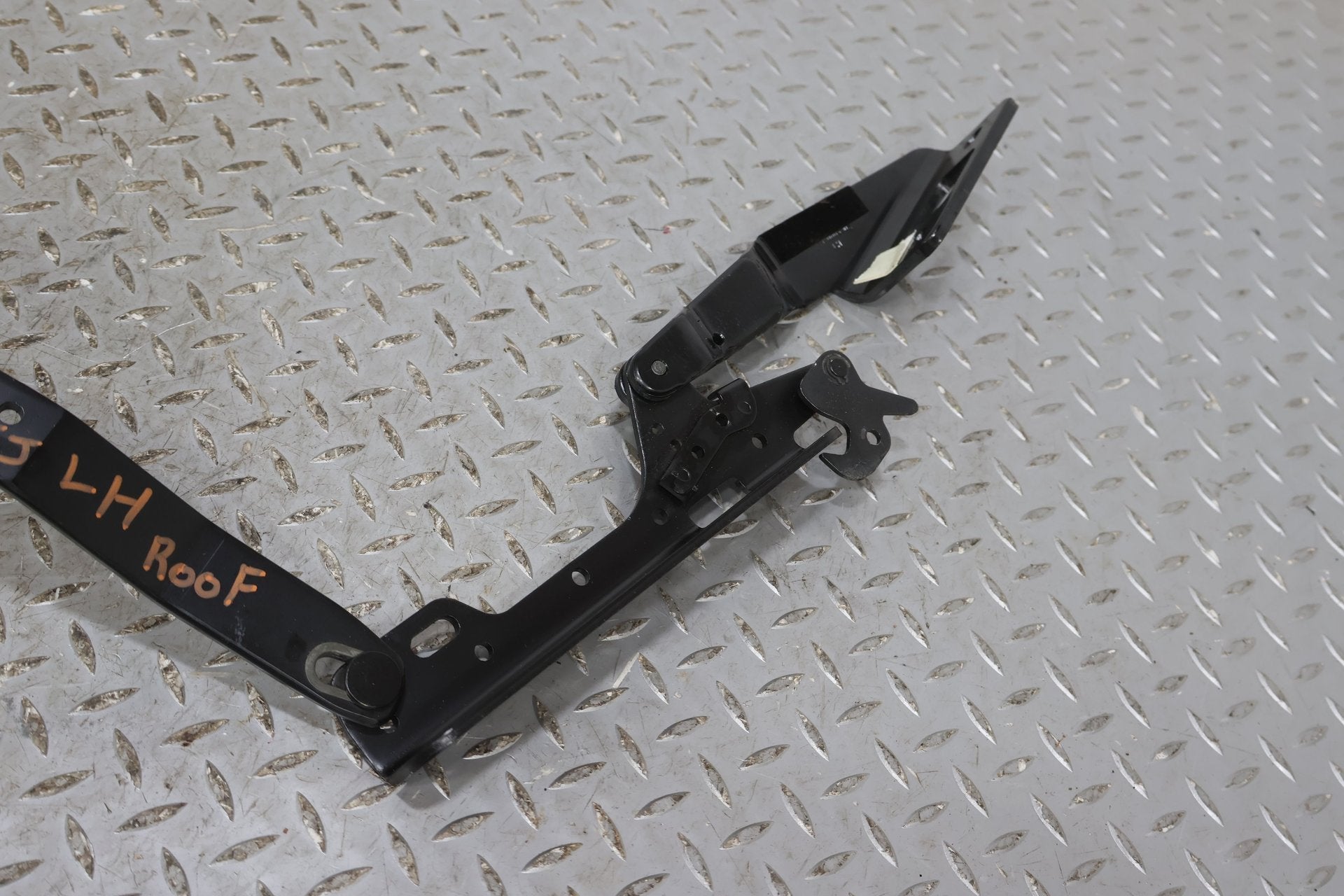 04-09 Cadillac XLR Left LH Driver Convertible Top Hinge OEM (Tested)