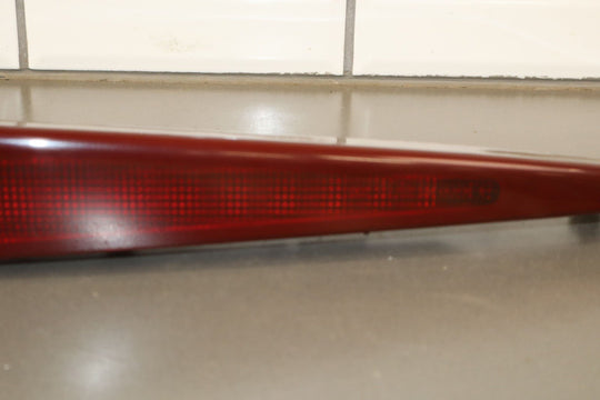 04 - 09 Cadillac XLR OEM 3rd Brake LED Light Tested *Cracks*