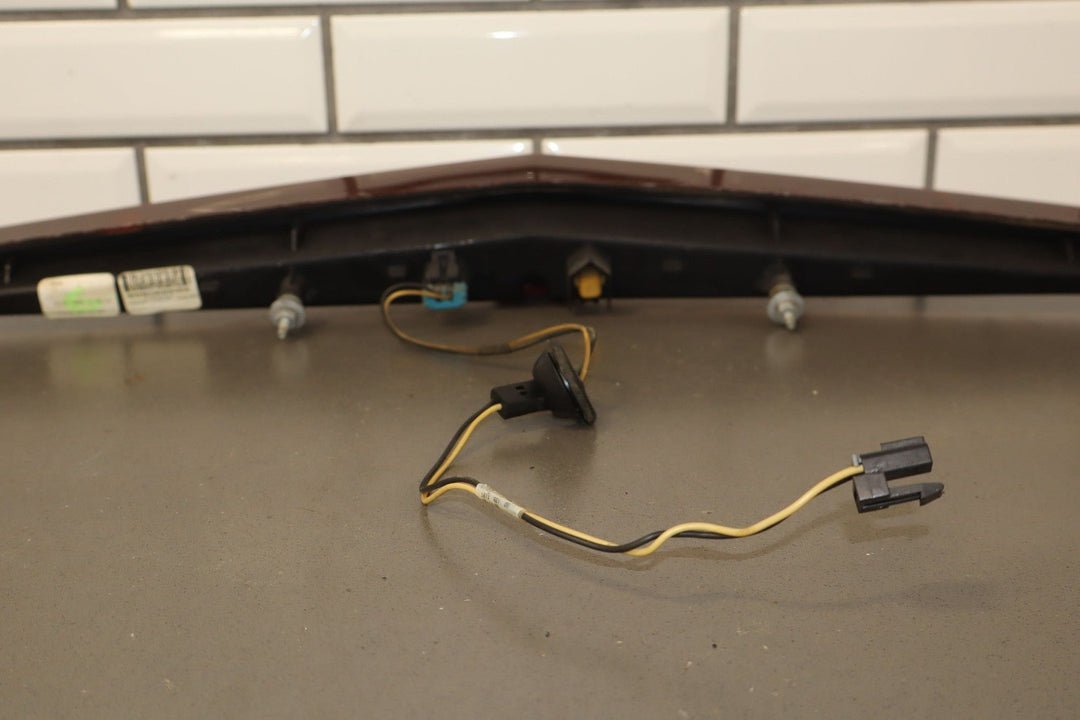 04 - 09 Cadillac XLR OEM 3rd Brake LED Light Tested *Cracks*