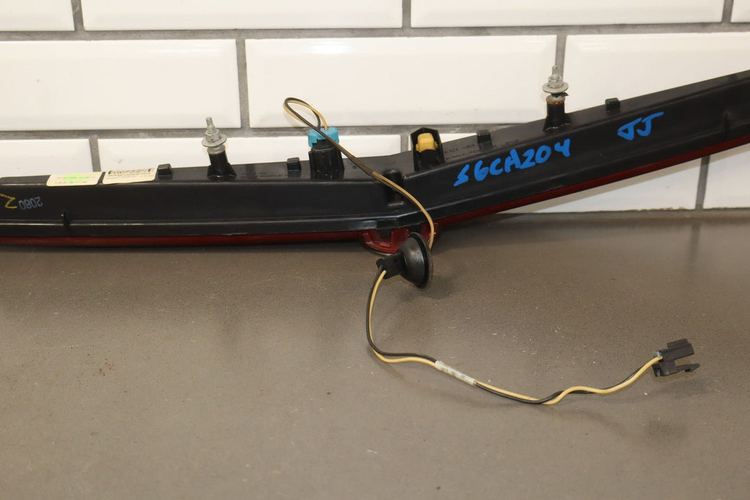 04 - 09 Cadillac XLR OEM 3rd Brake LED Light Tested *Cracks*