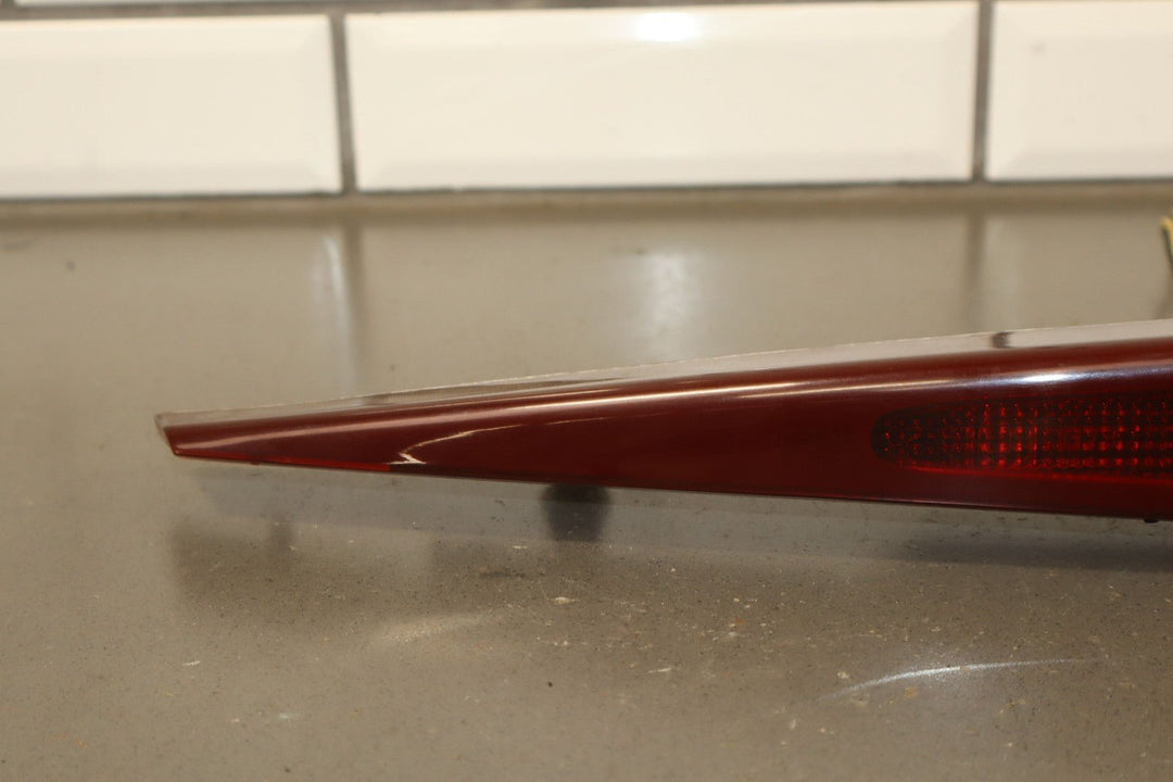 04 - 09 Cadillac XLR OEM 3rd Brake LED Light Tested *Cracks*