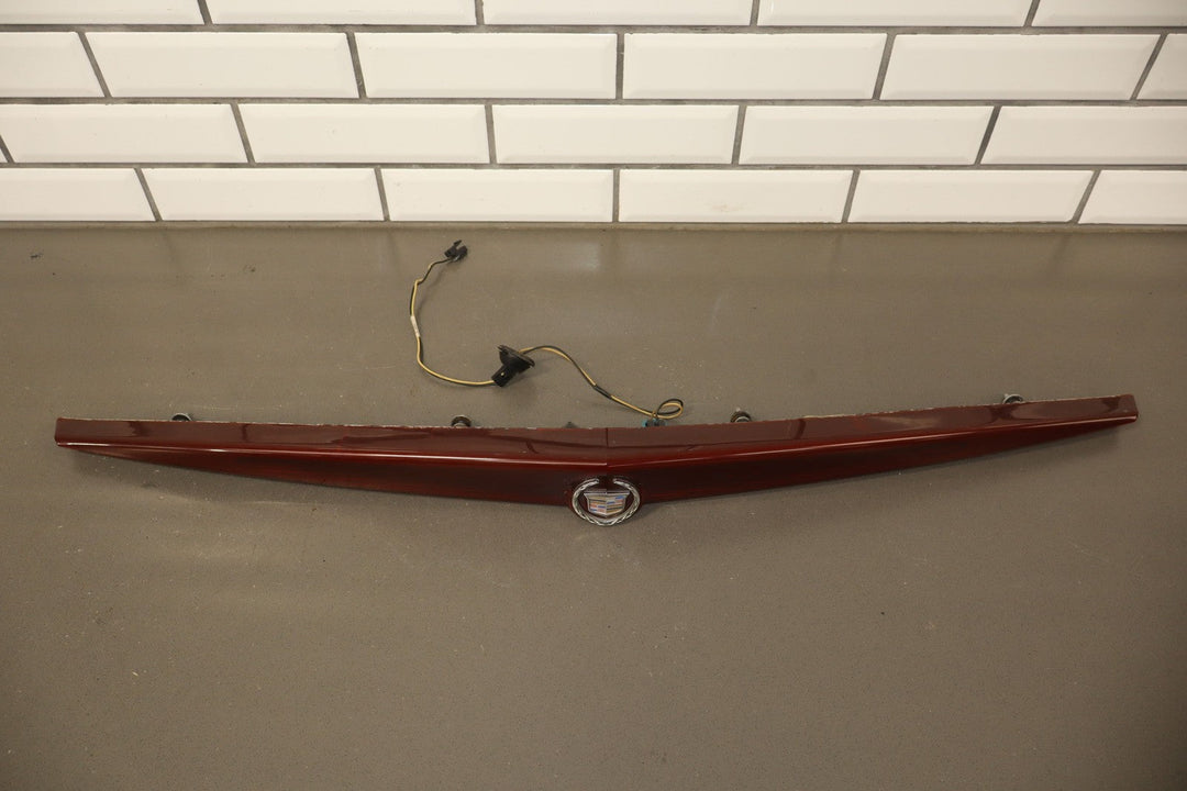 04 - 09 Cadillac XLR OEM 3rd Brake LED Light Tested *Cracks*