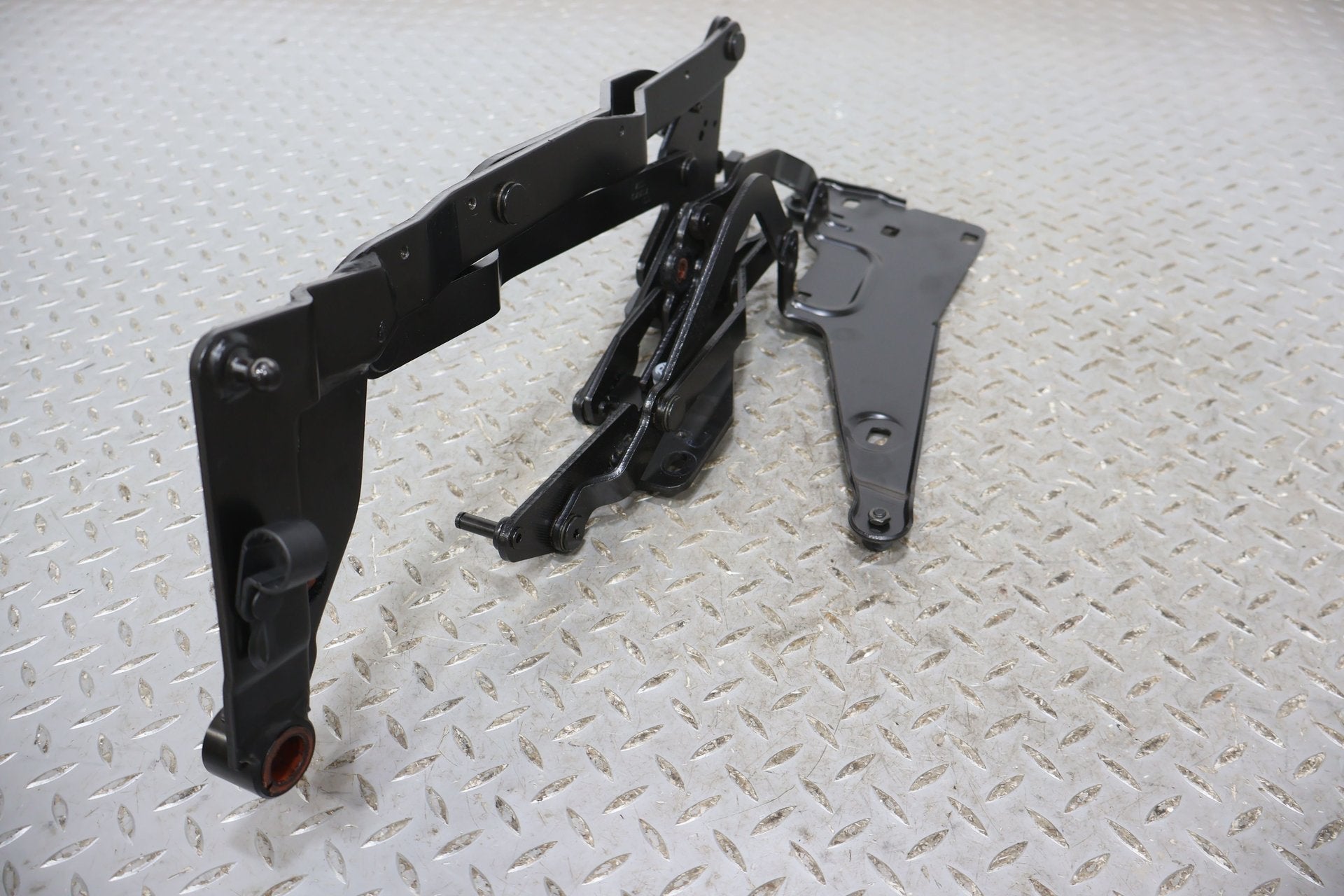 04-09 Cadillac XLR OEM Right RH Trunk Lid Hinges (No Lines No Cylinders)
