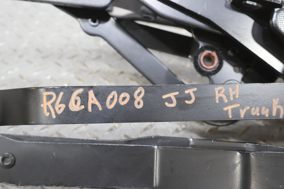 04-09 Cadillac XLR OEM Right RH Trunk Lid Hinges (No Lines No Cylinders)