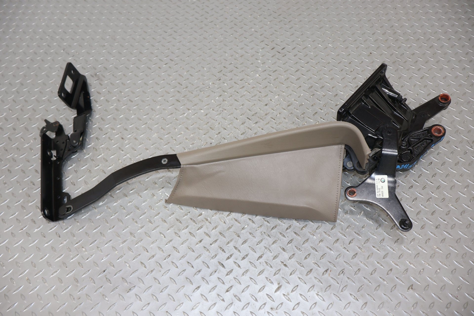 04-09 Cadillac XLR Right RH Passenger Convertible Top Hinge OEM (Tested)