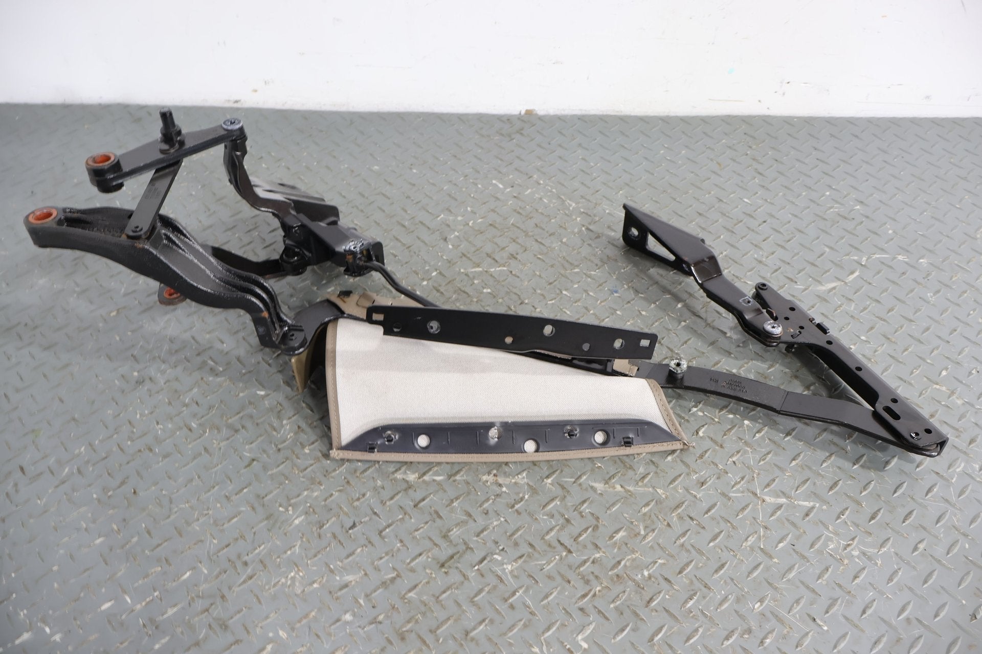 04-09 Cadillac XLR Right RH Passenger Convertible Top Hinge OEM (Tested)