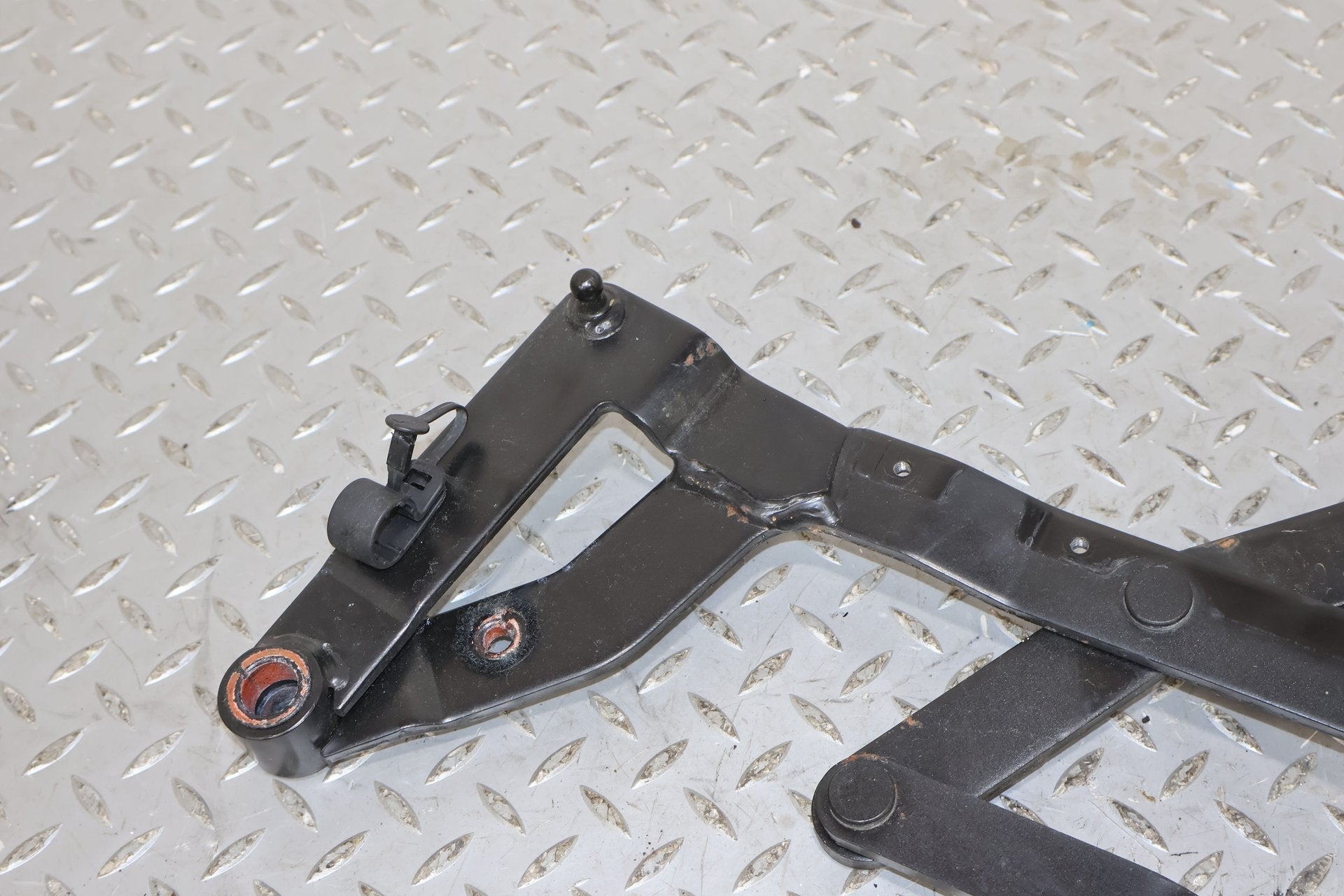 04-09 Cadillac XLR Right RH Passenger Convertible Trunk Hinge OEM (Tested)